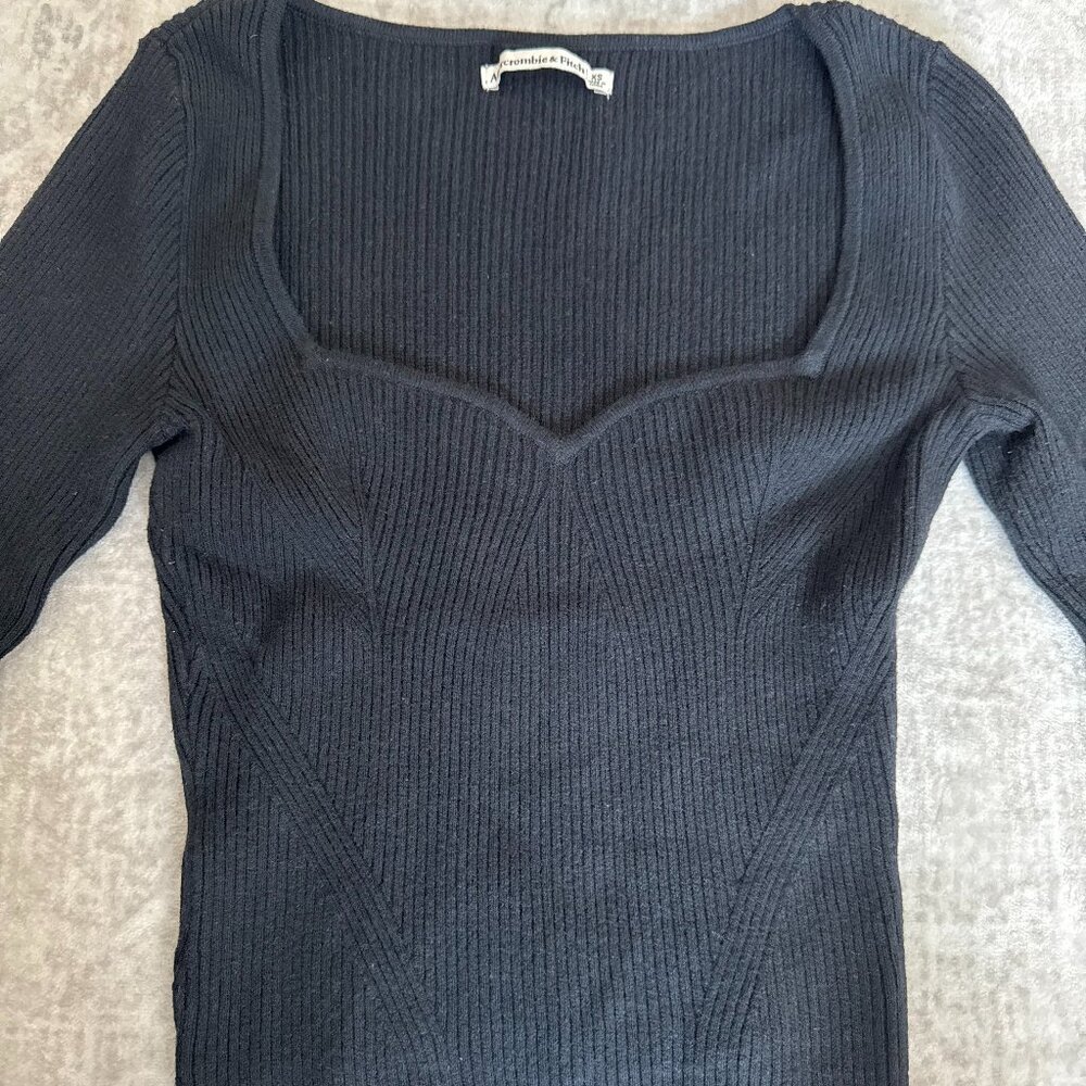 Abercrombie & Fitch Sweater